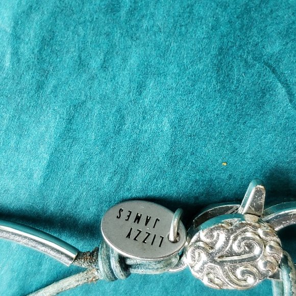 2/15$ Lizzy james metal and cord necklace - Picture 7 of 13